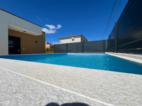 Poolhouse Flip Flop - mit privatem Pool